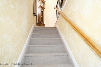 87 Gervil St unit 90, Staten Island, NY 10309 - photo 3