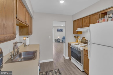 26 Exeter Ct unit 22160, Bordentown, NJ 08505 - photo 7