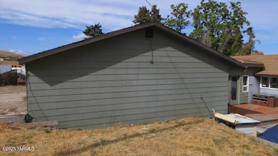 1116 Meadowbrook Rd, Yakima, WA 98903 - photo 5