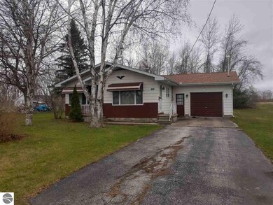 724 S Augres River Dr, Au Gres, MI 48703 - photo 2