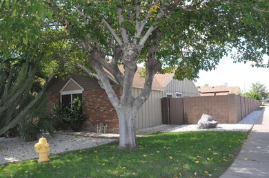 6502_W_Kings_cornerlot