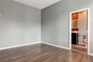 mbedroomwallbathroom