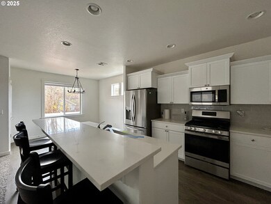 2601 Ericksen Way, the Dalles, OR 97058 - photo 5