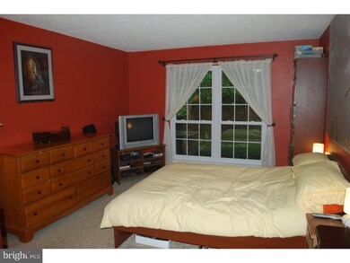 63 Cheverny Ct, Trenton, NJ 08619 - photo 7