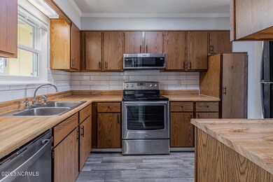 245 Branchwood Dr, Jacksonville, NC 28546 - photo 3