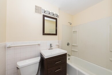 400 Governors Dr unit 3, Winthrop, MA 02152 - photo 4