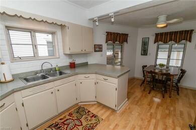 2129 Elbur Rd. Kitchen with breakfast area