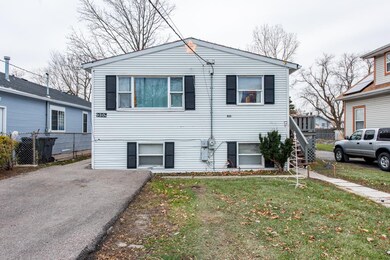 930 Pine St, Waukegan, IL 60085 - photo 2
