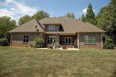 2024 Lake Circle Dr, Tupelo, MS 38801 - photo 5