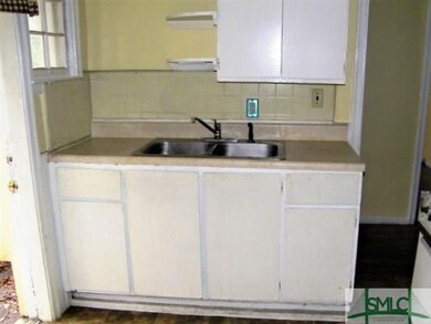1213 E 54th St, Savannah, GA 31404 - photo 6