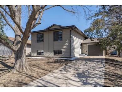 1105 S Valley St, New Ulm, MN 56073 - photo 2