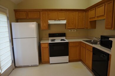 7276 Amberly Way Dr, Cordova, TN 38018 - photo 5