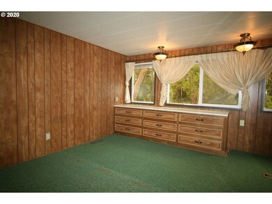 Bedroom, Primary