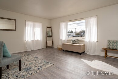 1360 E Apple Ave -1