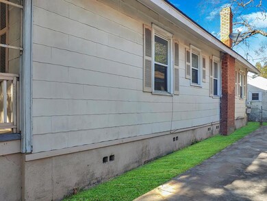 812 E 37th St, Savannah, GA 31401 - photo 4