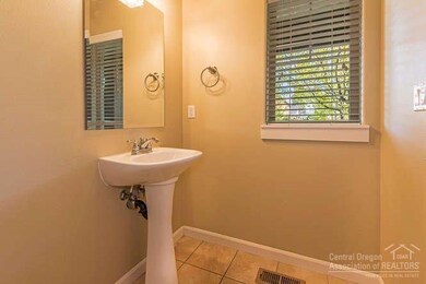 20491 Brentwood Ave, Bend, OR 97702 - photo 6