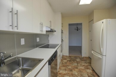 Montebello unit 110, Alexandria, VA 22303 - photo 4
