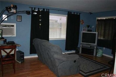 Dual pane windows and laminate flooring.