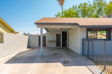 8217 W Trafalgar Ave, Phoenix, AZ 85033 - photo 4