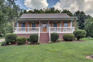 182 Hickory Hollow Dr, Dickson, TN 37055 - photo 2