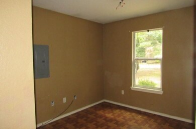 434 S Nixon St, Nash, TX 75569 - photo 5