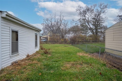 1603 Searle St, Des Moines, IA 50317 - photo 6