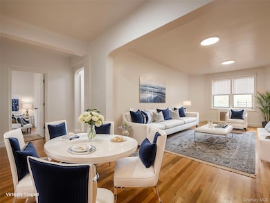 New Hampshire House Condos unit D11, Rego Park, NY 11374 - photo 7