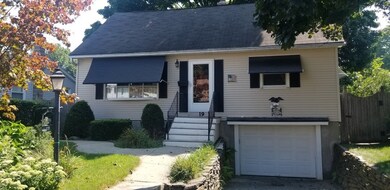 19 Warren St, Chicopee, MA 01013 - photo 2