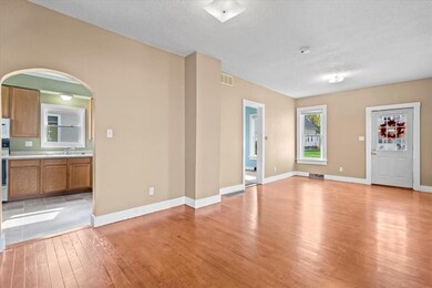 1813 Mallory St SW, Cedar Rapids, IA 52404 - photo 6