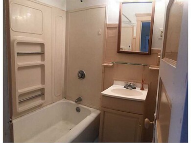 50 Aylsworth Ave, Woonsocket, RI 02895 - photo 4