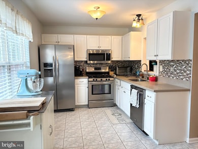 28 Magnolia Ct unit 10, Bordentown, NJ 08505 - photo 7