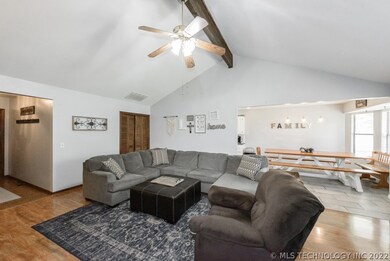 109 W N St, Jenks, OK 74037 - photo 6