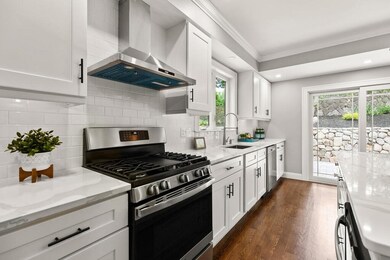 5 Lowell St, Lexington, MA 02420 - photo 4