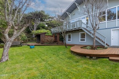 1242 NW SPRING ST (EXTERIORS) (22)