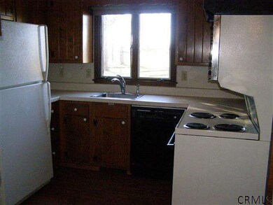 39 W Bayberry Rd, Glenmont, NY 12077 - photo 6