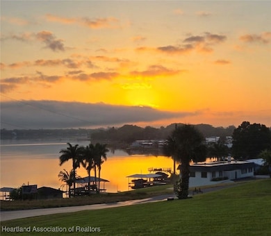 400 Lake Clay Dr S, Lake Placid, FL 33852 - photo 2