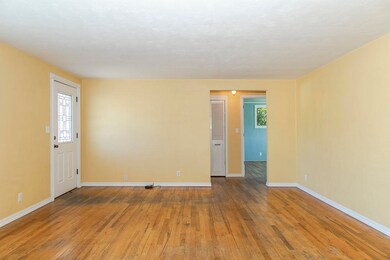 1419 Daisy Ln, Grants Pass, OR 97527 - photo 4