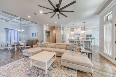 1513 W Westhill Dr, Cleburne, TX 76033 - photo 3