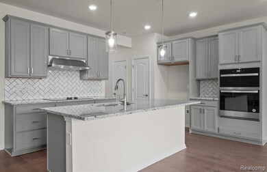 4040 Nottingham Cir, Clarkston, MI 48346 - photo 6