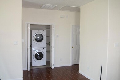 420 Mechanic St unit A, Tomball, TX 77375 - photo 5