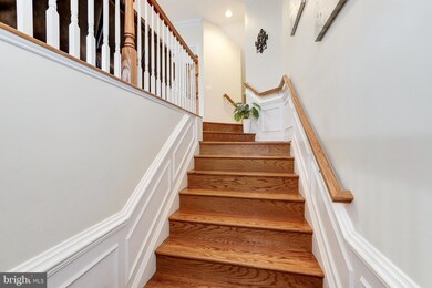 25446 Schooley Mill Terrace, Chantilly, VA 20152 - photo 3