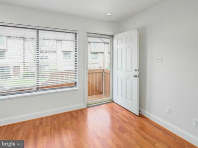 1804 Westwind Way unit 80, McLean, VA 22102 - photo 3