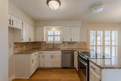 2812 Clearmeadow St, Bedford, TX 76021 - photo 6