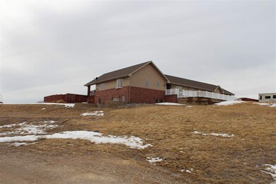 631 E Kabec Rd, North Platte, NE 69101 - photo 2