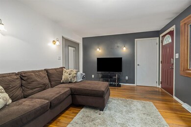 39 Mariette Dr, Portsmouth, NH 03801 - photo 5