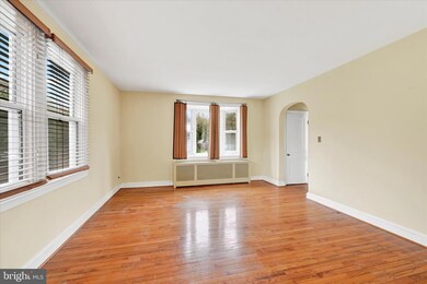 1243 Ten Oaks Rd, Halethorpe, MD 21227 - photo 4