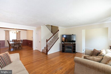 7606 Woodruff Ct, Laurel, MD 20707 - photo 5