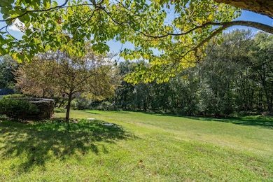 10 Ward Ln, Sherborn, MA 01770 - photo 4