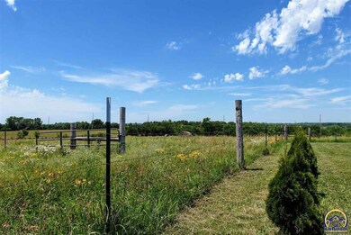 6710 NW Nickell Rd, Topeka, KS 66618 - photo 4