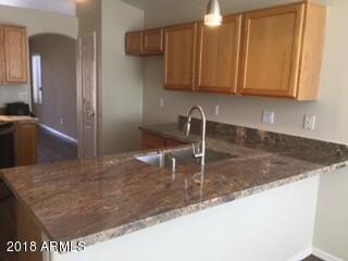 MONTE KITCHEN BREAKFAST BAR 2